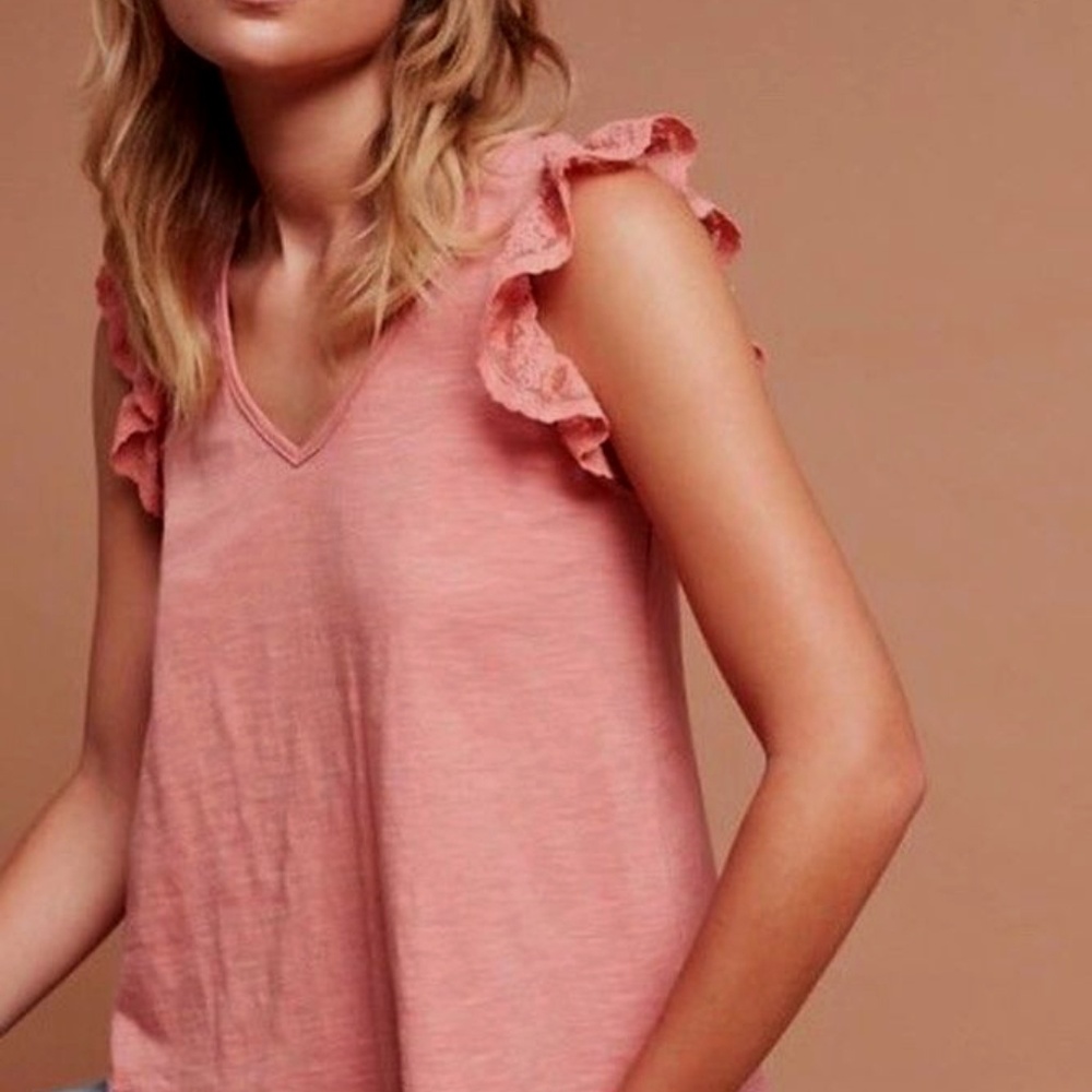 COPY - Eri + Ali rose ruffled lace v-neck NWT Siz…